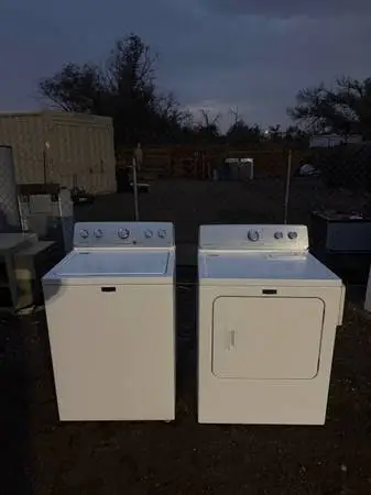 Maytag Electric Washer & Electric 220 Plug Dryer Set For Sale $350