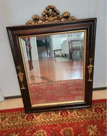 Mirror - Rectangular Mahogany color Nice