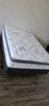 Newer Queen Sleep 13 Hybrid Pillowtop Mattress, Boxspring, Bed Frame