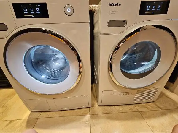 Miele Flagship 860 Series Washer & Dryer Set (TwinDos, Ventless Heat P