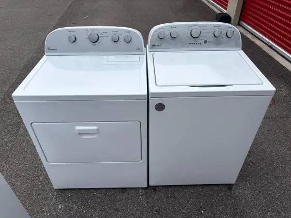 Whirlpool washer and dryer set