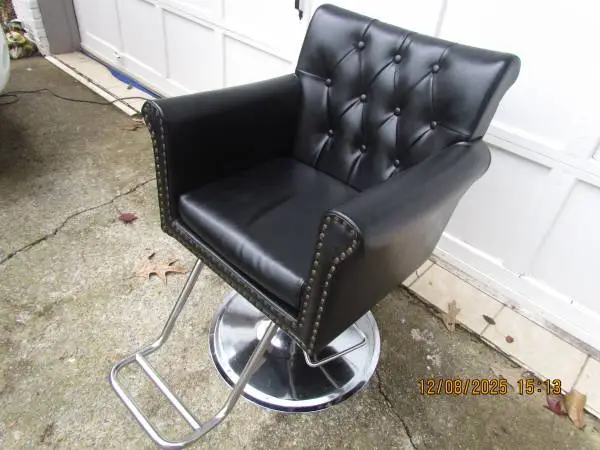 RITE BEAUTY PROFESIONAL SALON CHAIR