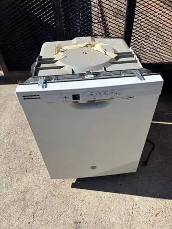 White perfect working dishwasher will deliver