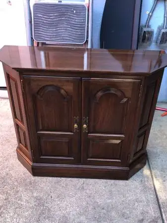 ETHAN ALLEN GEORGIAN COURT CHERRY CONSOLE TABLE (MODEL 11-9001 Solid