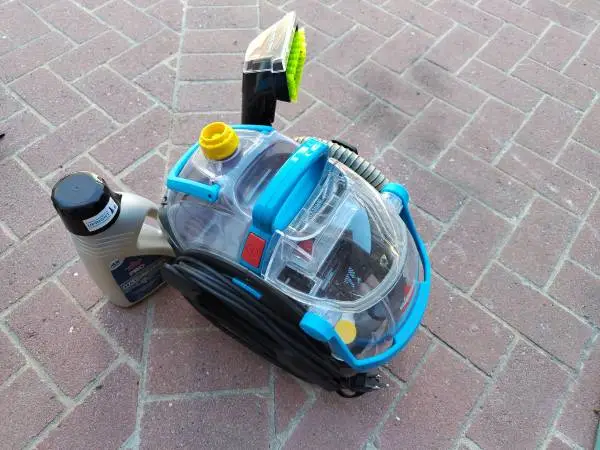 Bissell carpet cleaner