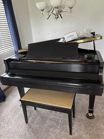 Yamaha Piano