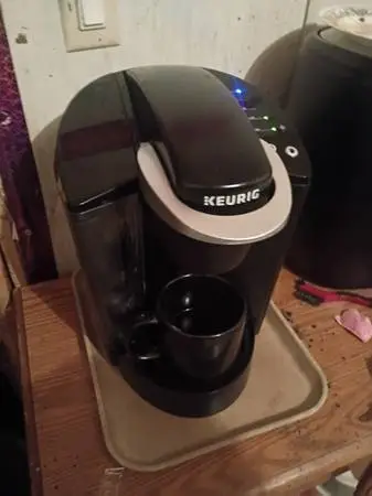 Keurig K Classic Single Serve K Cup Pod Coffee Maker K50 Black