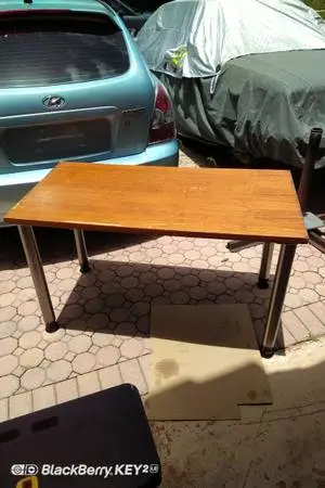 4 Leg Wood Table $20