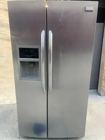 Refrigerator,SXS,22cuft,stain steel,wat-ice door,quiet,hlp dlvr.