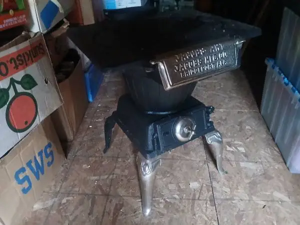 Jacobs - Art Wood Stove # 8, Restored Antique Piece