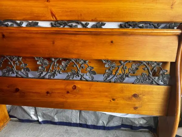 Queen Bed