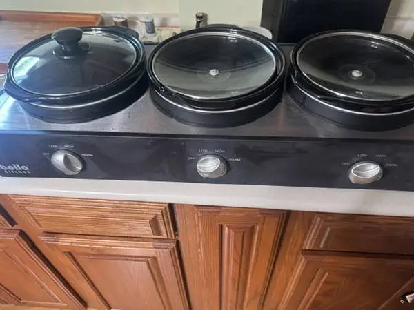 Bella Triple Crockpot