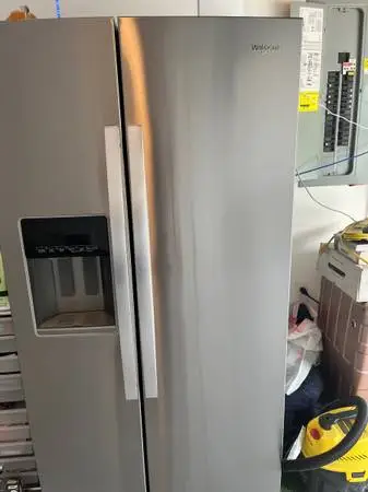 Whirlpool Stainless refrigerator