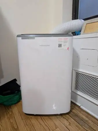 Smart AC Unit Frigidaire