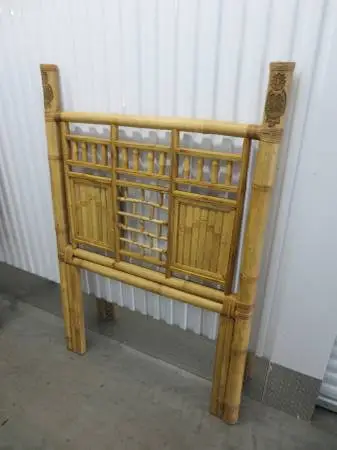 Vintage Engraved Bamboo Twin Headboard - Beautiful - Dimm: 43 x 64