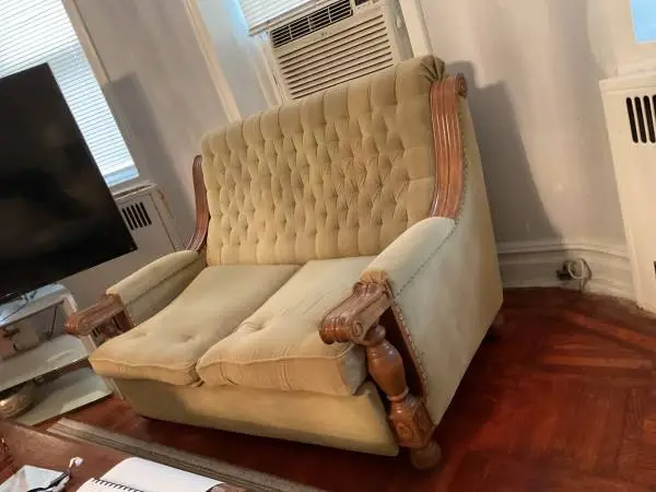 Classic Solid Wood Loveseat – Excellent Condition