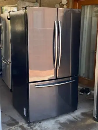 SAMSUNG FRENCH DOOR REFRIGERATOR