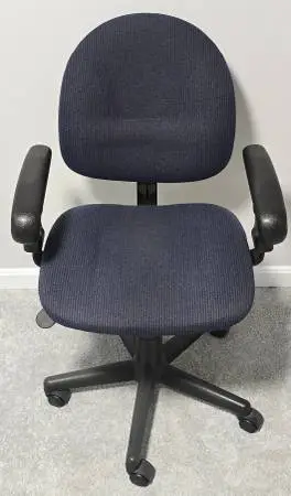 Adjustable Rolling Office Chair