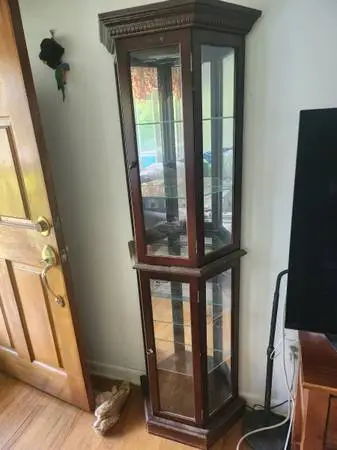 Curio cabinet
