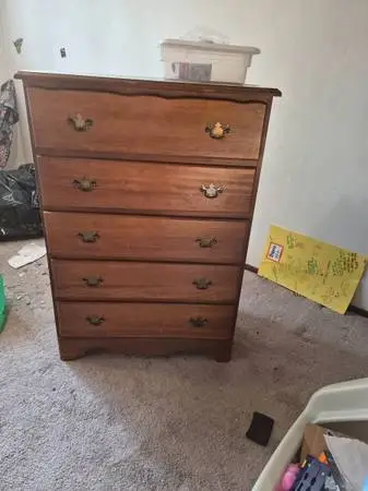 Dresser