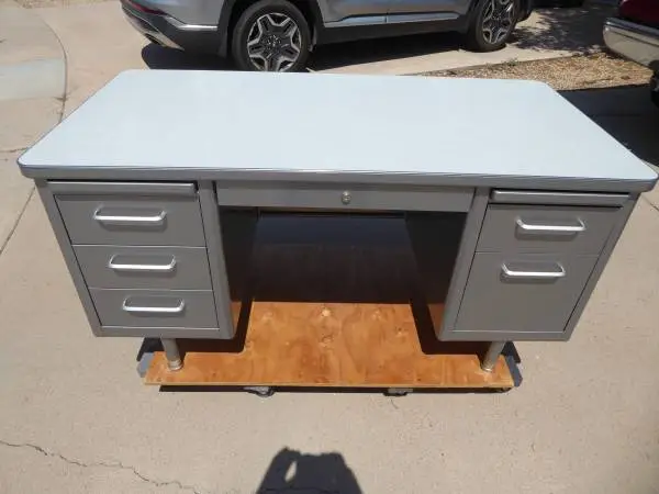 Desk Nice Metal Tanker by Steelcase Vintage