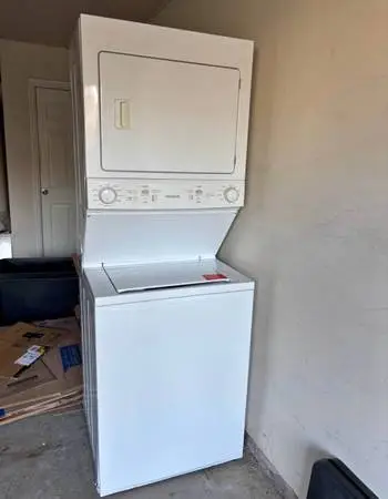 Frigidaire stackable washer and dryer