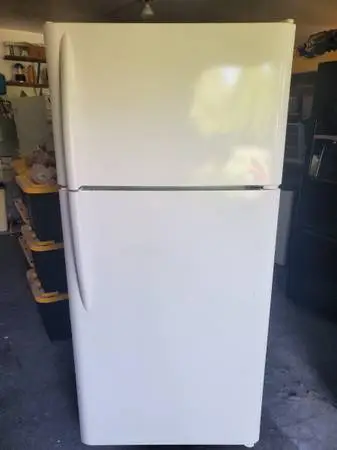 Refridgerator ( classic style )