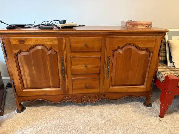 French Provincial Style Wooden Sideboard