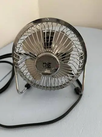 Table Small Fan