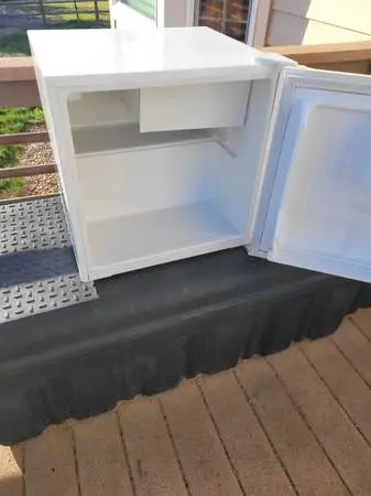 Dorm Size Fridge Cube Form Factor