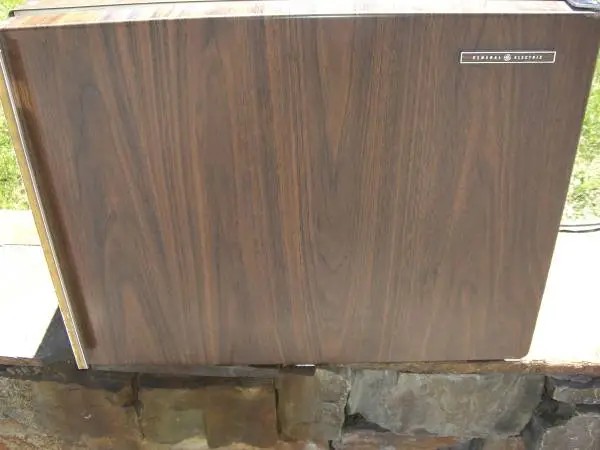 GE Minifridge