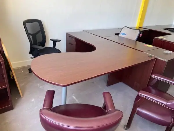 EXECUTIVE DESK L SHAPE MAHOGANY 72X78 NEW!! SALE!!