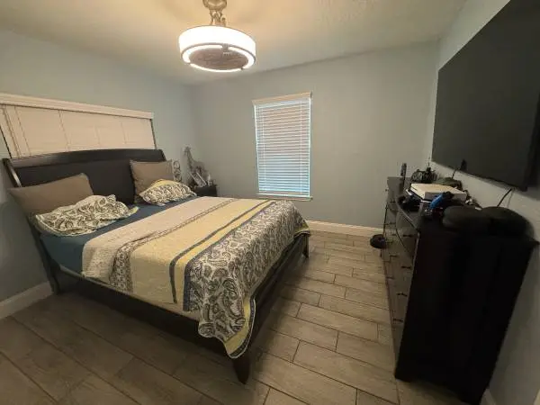 Queen bedroom set