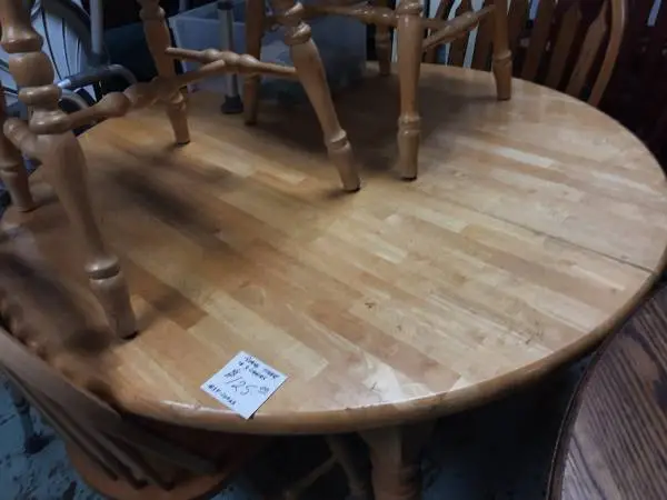 Round Table 3-Chairs 10263