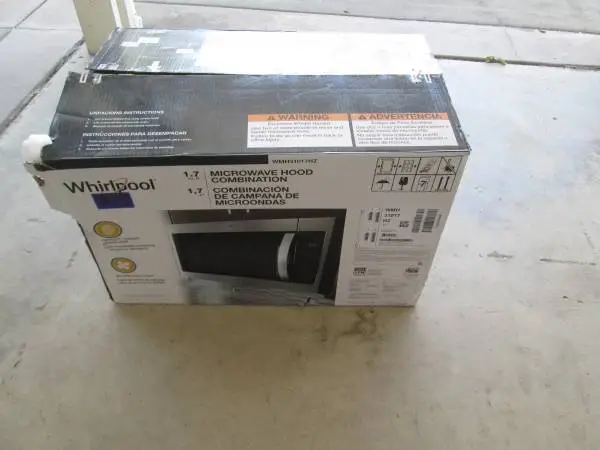 Whirlpool 1.7-cu ft Over-the-Range Microwave Stainless Steel  New