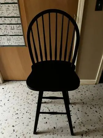 AMISH SOLID OAK SWIVEL CHAIR - NEW