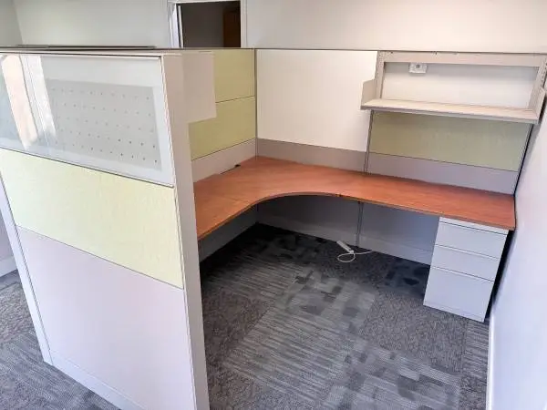 8 Teknion 7x7 work stations W/INSTALL!!
