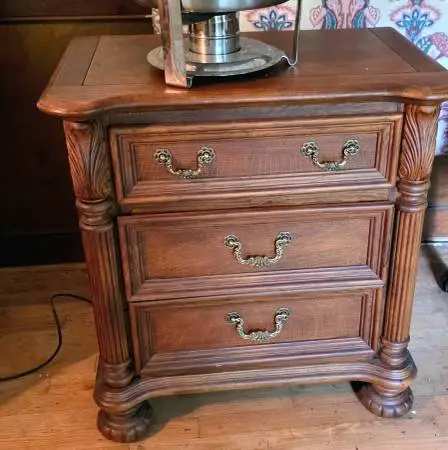 Choice small 2 or 3 drawer night stand