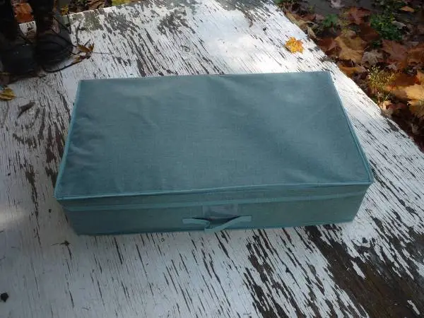 Underbed Cloth Storage Container