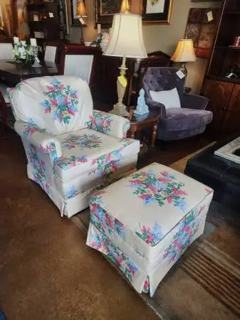 Floral Chintz Fabric Club Chair with Ottoman-NOW