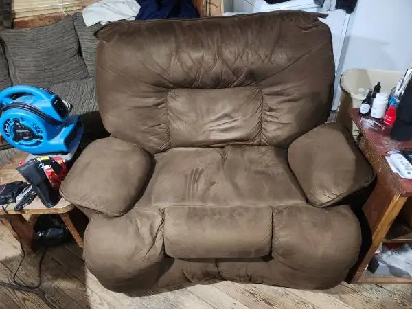 Big recliner