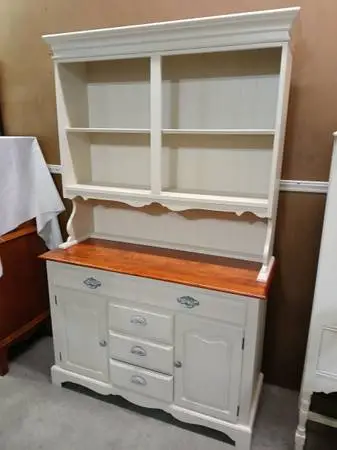 Beautiful country hutch