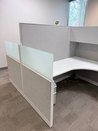 9 Hon 6x6 work stations W/INSTALL!!