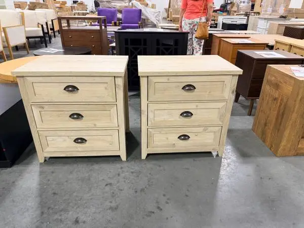 Hazel Modern Farmhouse 3 Drawer Framed Nightstand White Oak (Set Of 2)