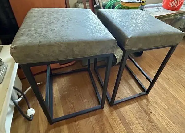 Bar Stools, 24