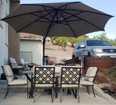 Patio Table/6 Chairs/Cushions/Pillows/Slide Tilt Cantilever Umbrella