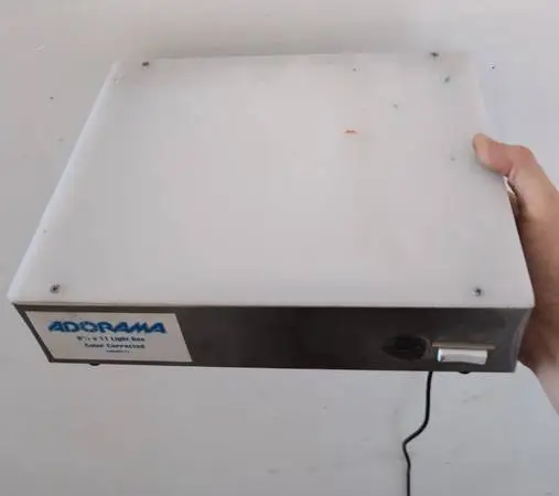 Adorama 8.5 x 11 Color Corrected Light Box Photography Slide Viewer