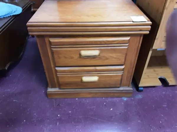 Night Stand 10258