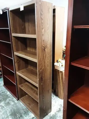 Shelf 10596
