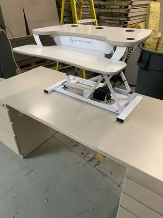 Versa desk Adjustable height desk top electric